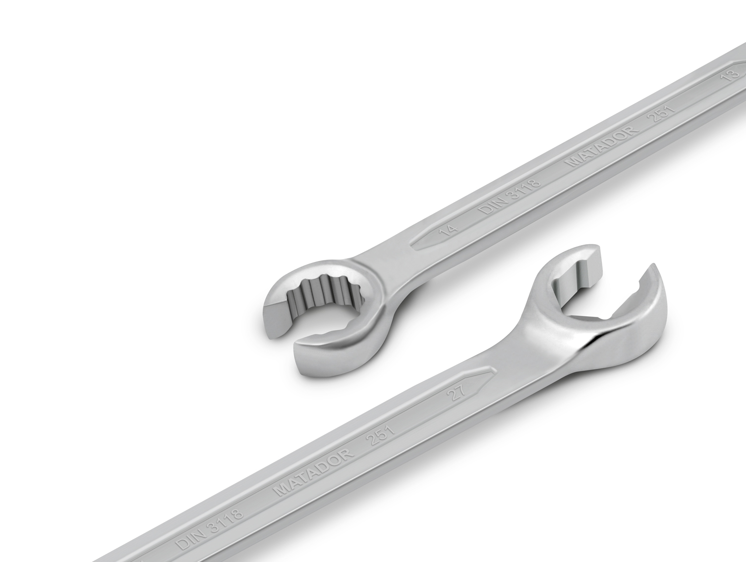Offene Doppelringschlüssel für Überwurfmuttern und -schrauben an Rohrleitungen.