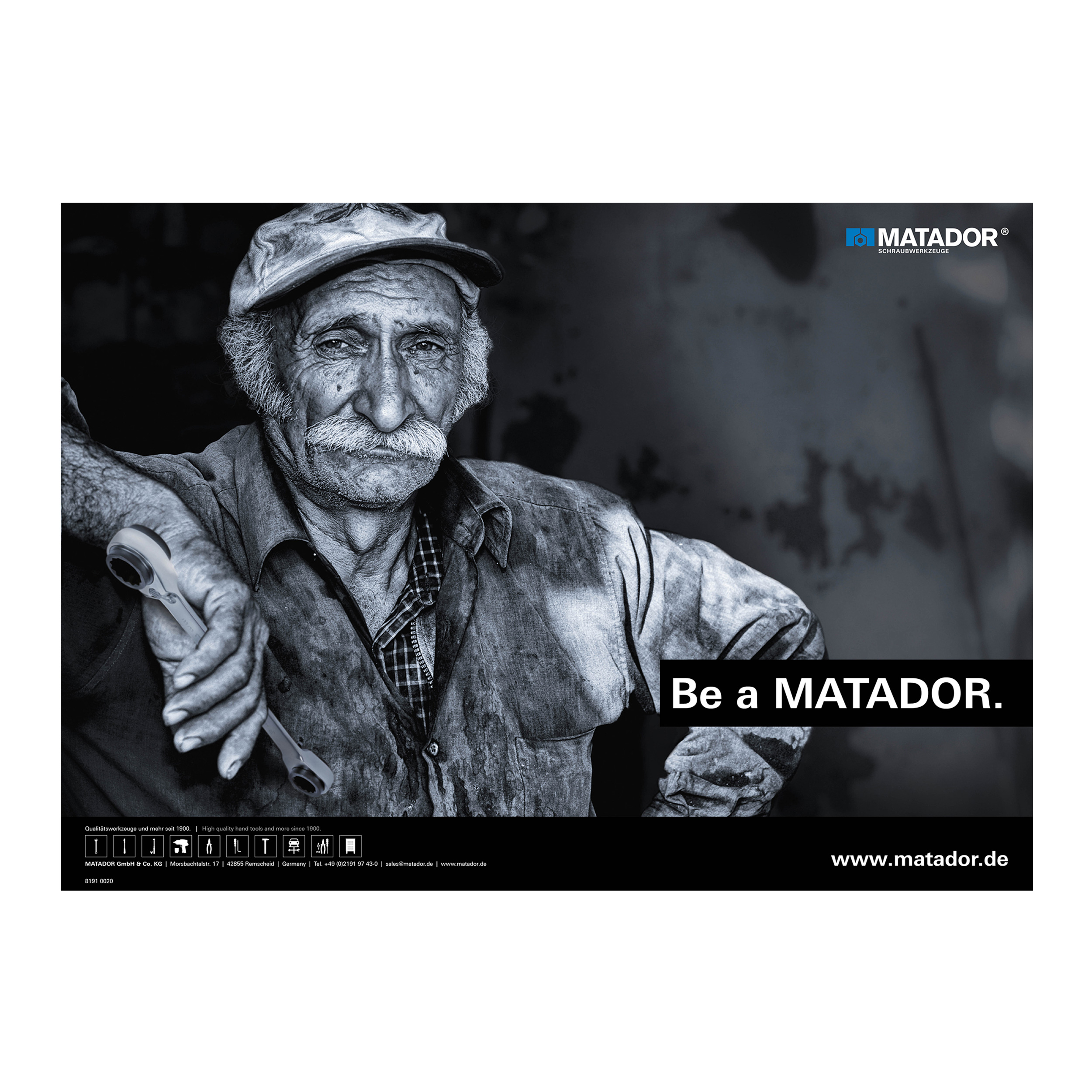 Plakat Mann mit 4in1, MATADOR Art.-Code: 81910020